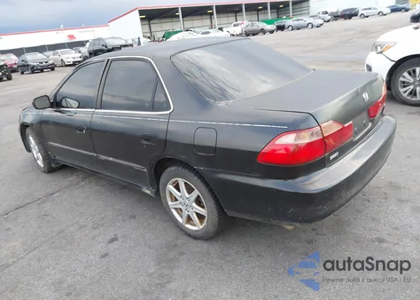 2000 Honda Accord 3.0 Ex from USA, damaged, VIN 1HGCG165XYA091853